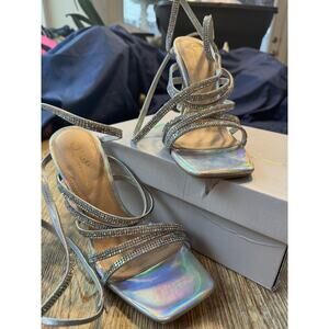 Olivia Ferguson Women’s Size 6.5 Razzle Hologram Heels With Wrap Around Straps.